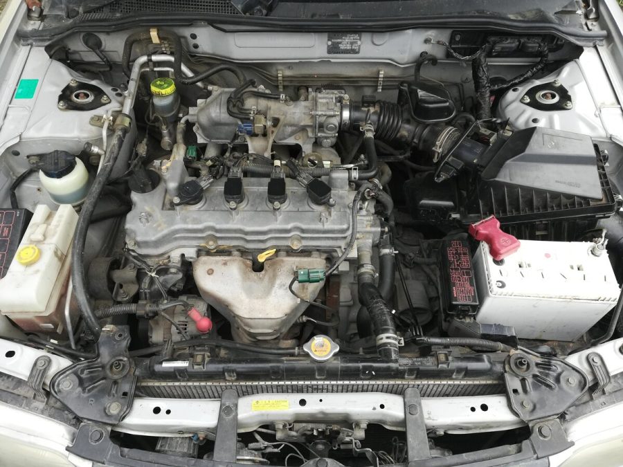 Motor Nissan QG15DE de 1,5 litros