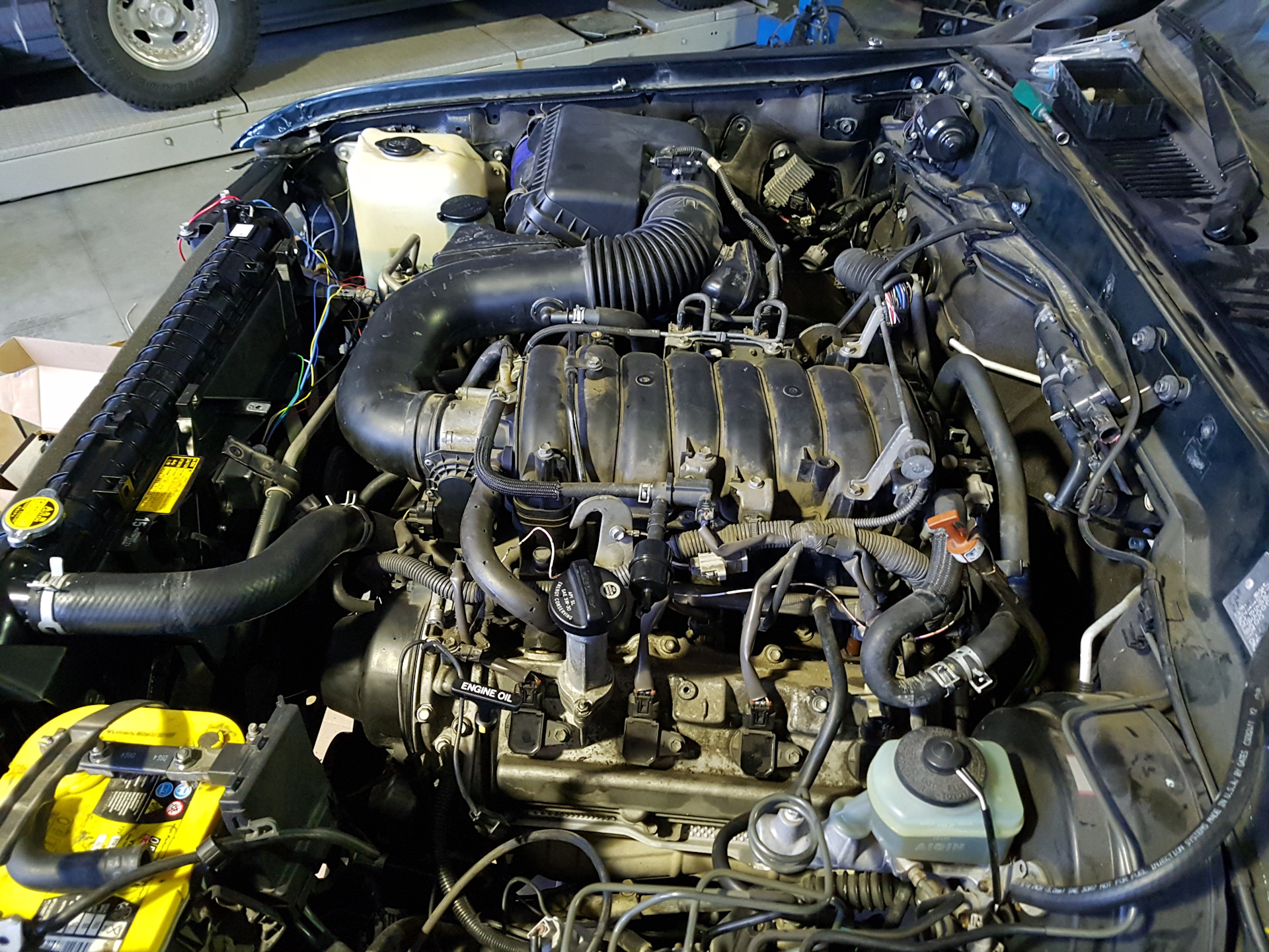 Motor Toyota 2UZ-FE 4.7