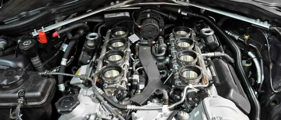 Motor BMW S65