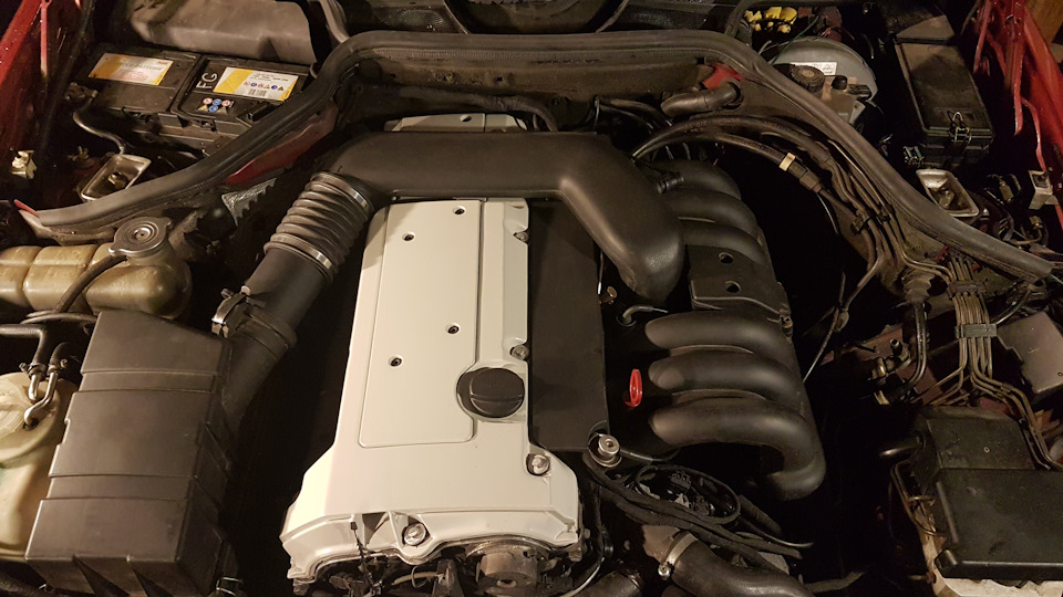 Motor Mercedes-Benz M104 E32 3.2