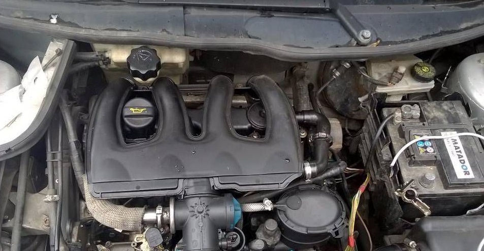 Motor Citroën/Peugeot 1.9 D DW8