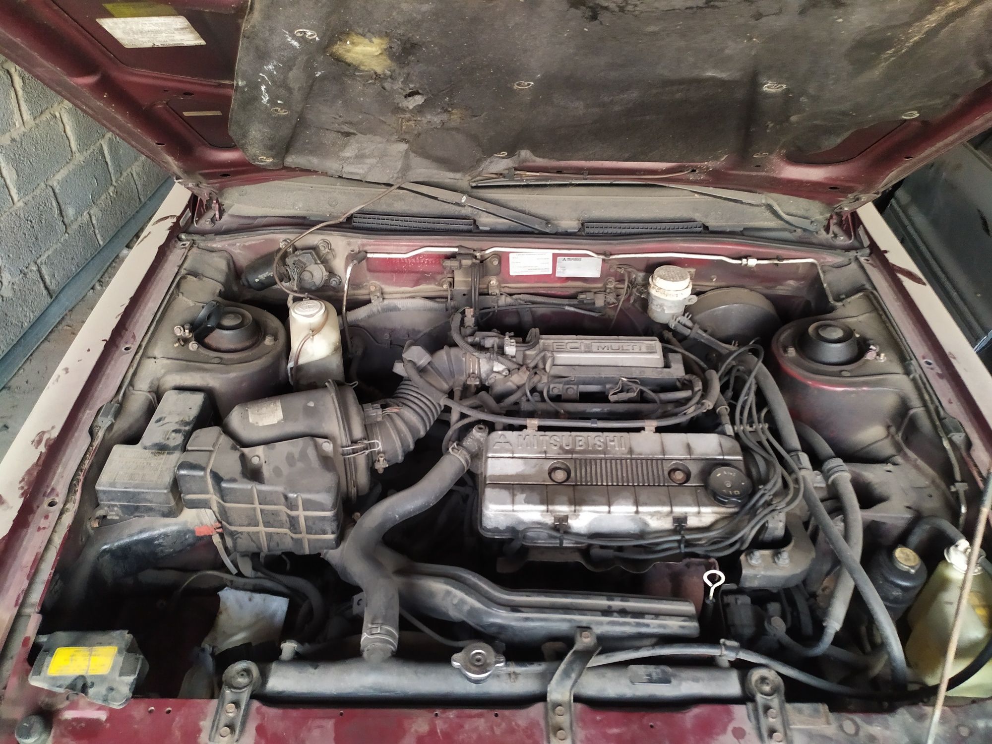 Motor Mitsubishi 4G37 1.8